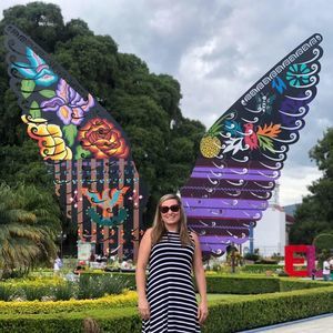 Meet your Posher, Laura